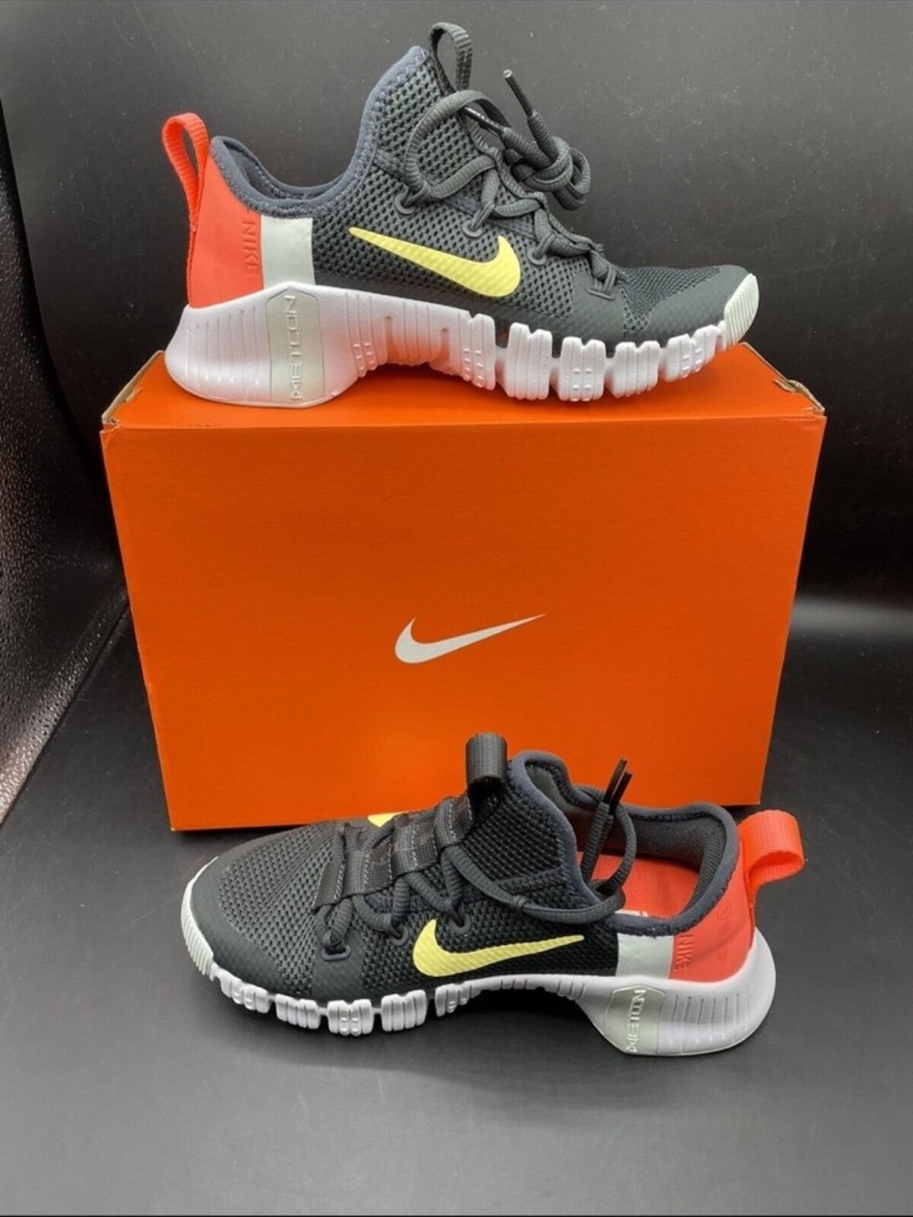 Nike Metcon3 size 5.5 EUC, no box